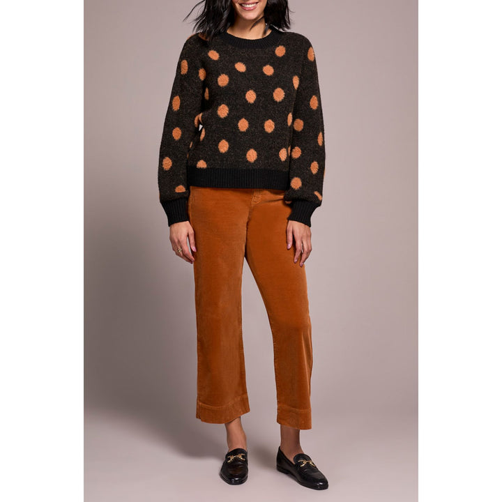 Suéter de punto con cuello redondo y lunares y pestañas