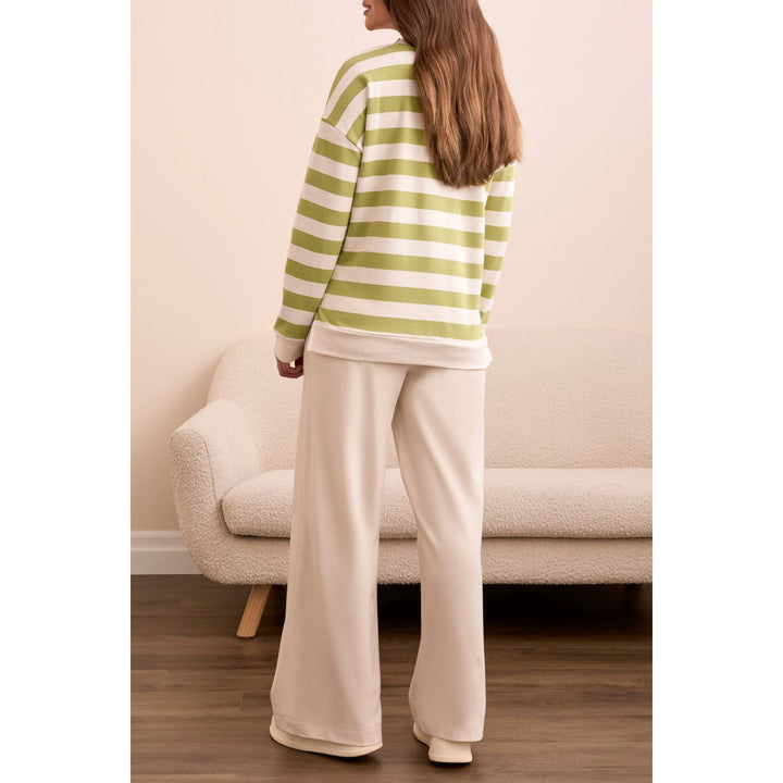 Haut à col ras du cou avec détails côtelés