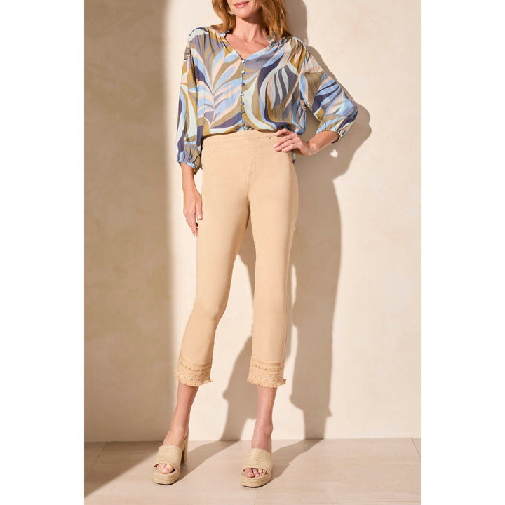 Audrey Pull-On Straight Crop Jean w/ Embroidery