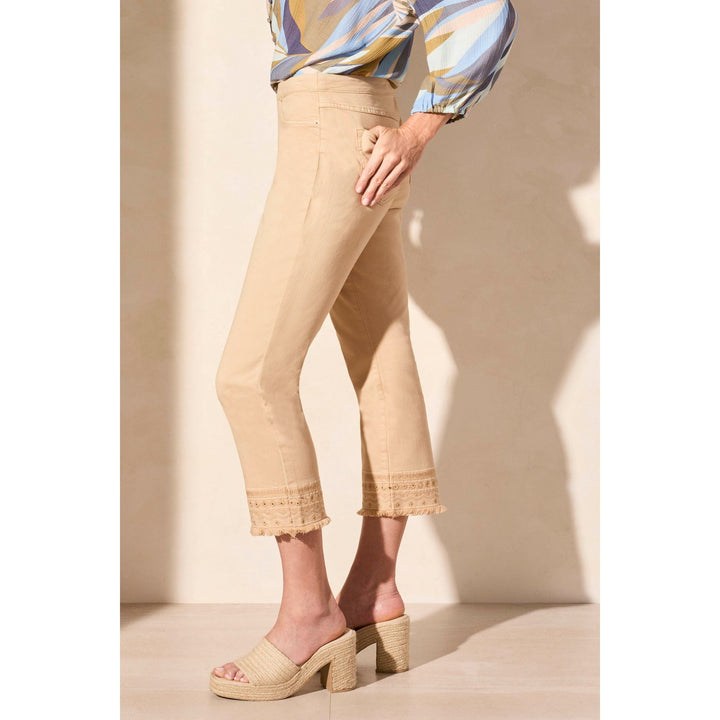Audrey Pull-On Straight Crop Jean w/ Embroidery