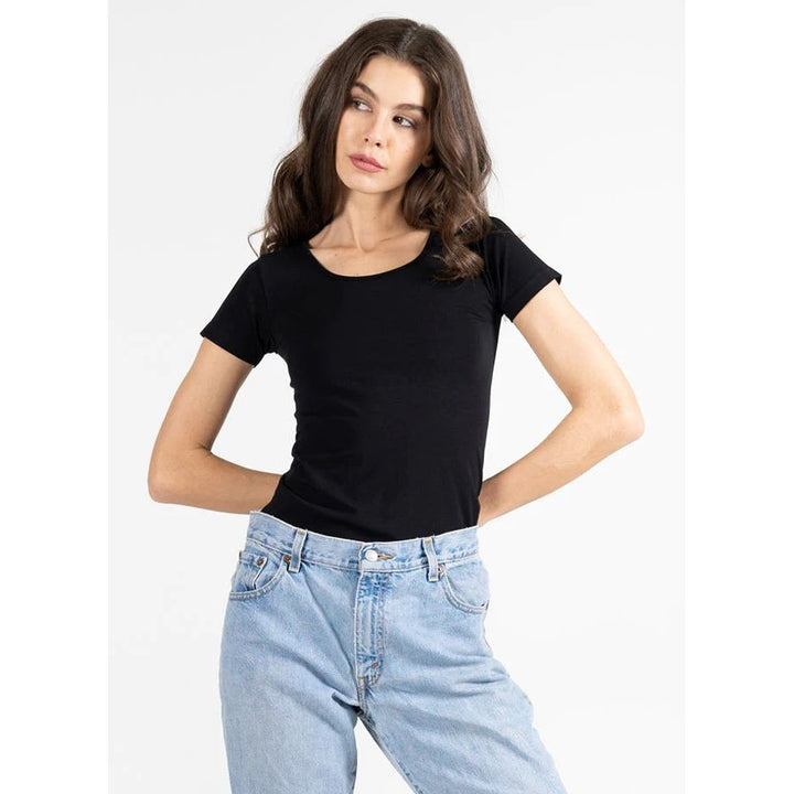 Camiseta de bambú con cuello redondo