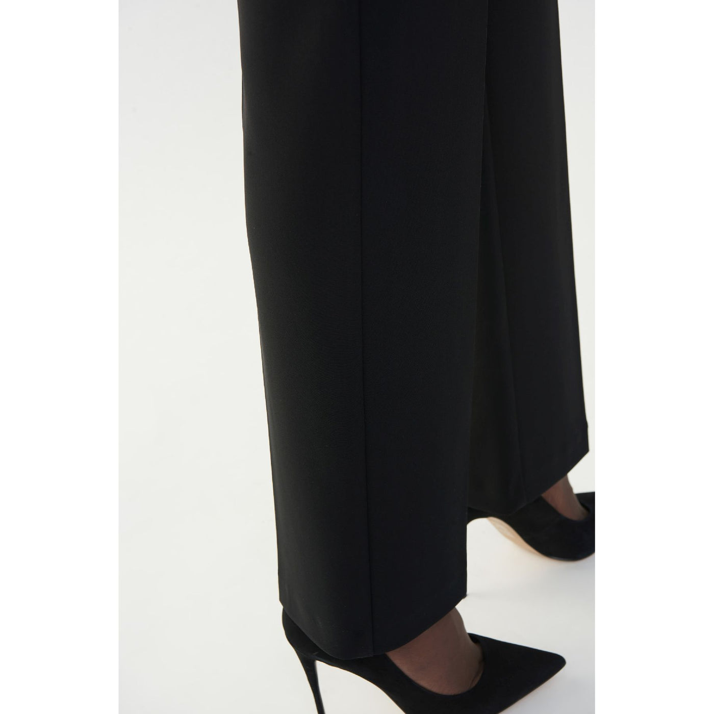 Classic Wide Leg Pant