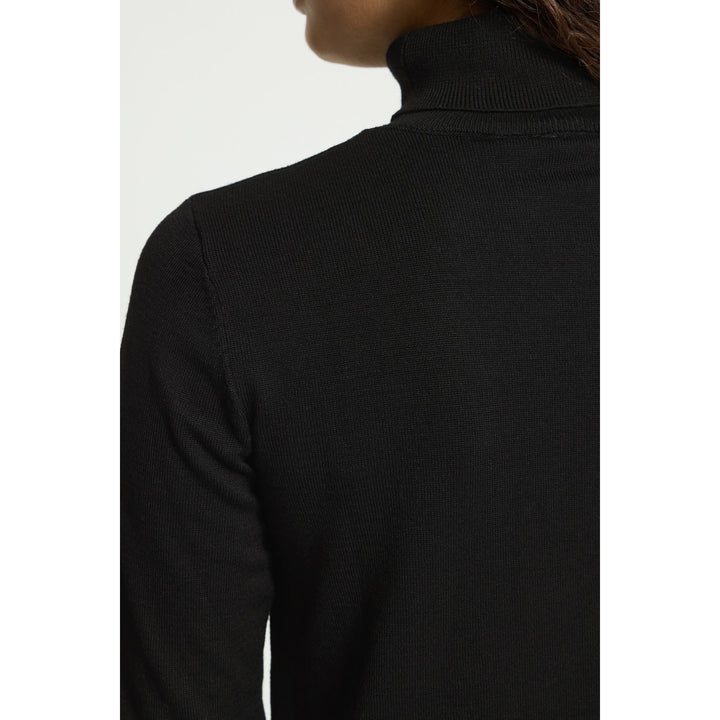 Luls Roll Neck Long Sleeve