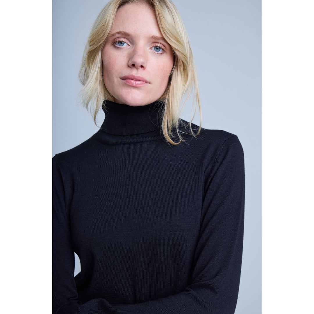 Luls Roll Neck Long Sleeve