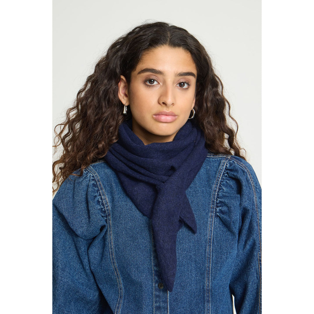 Gry Scarf
