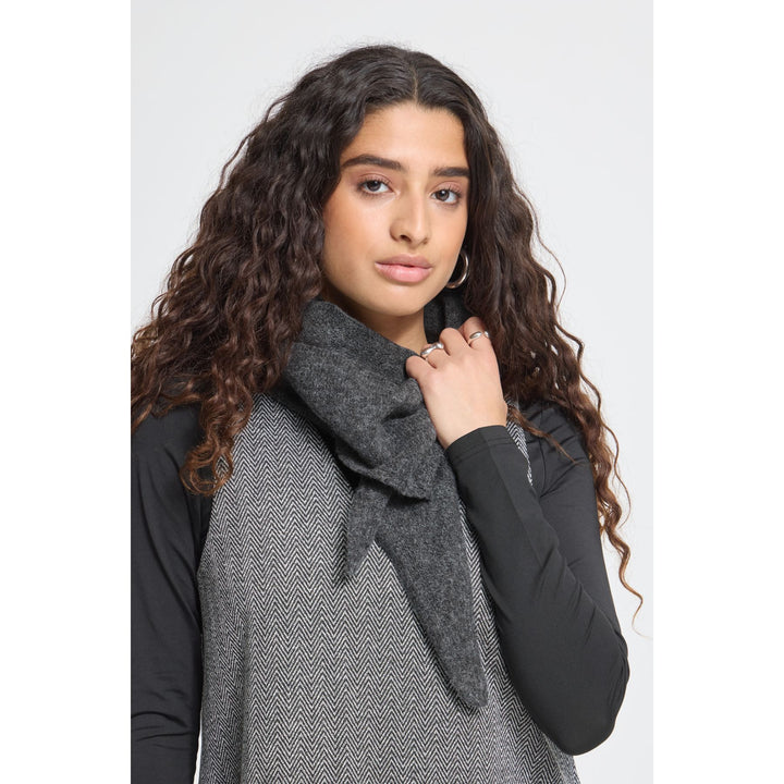 Gry Scarf