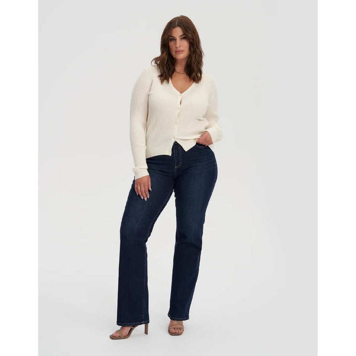 Chloe Classic Rise Straight Jean