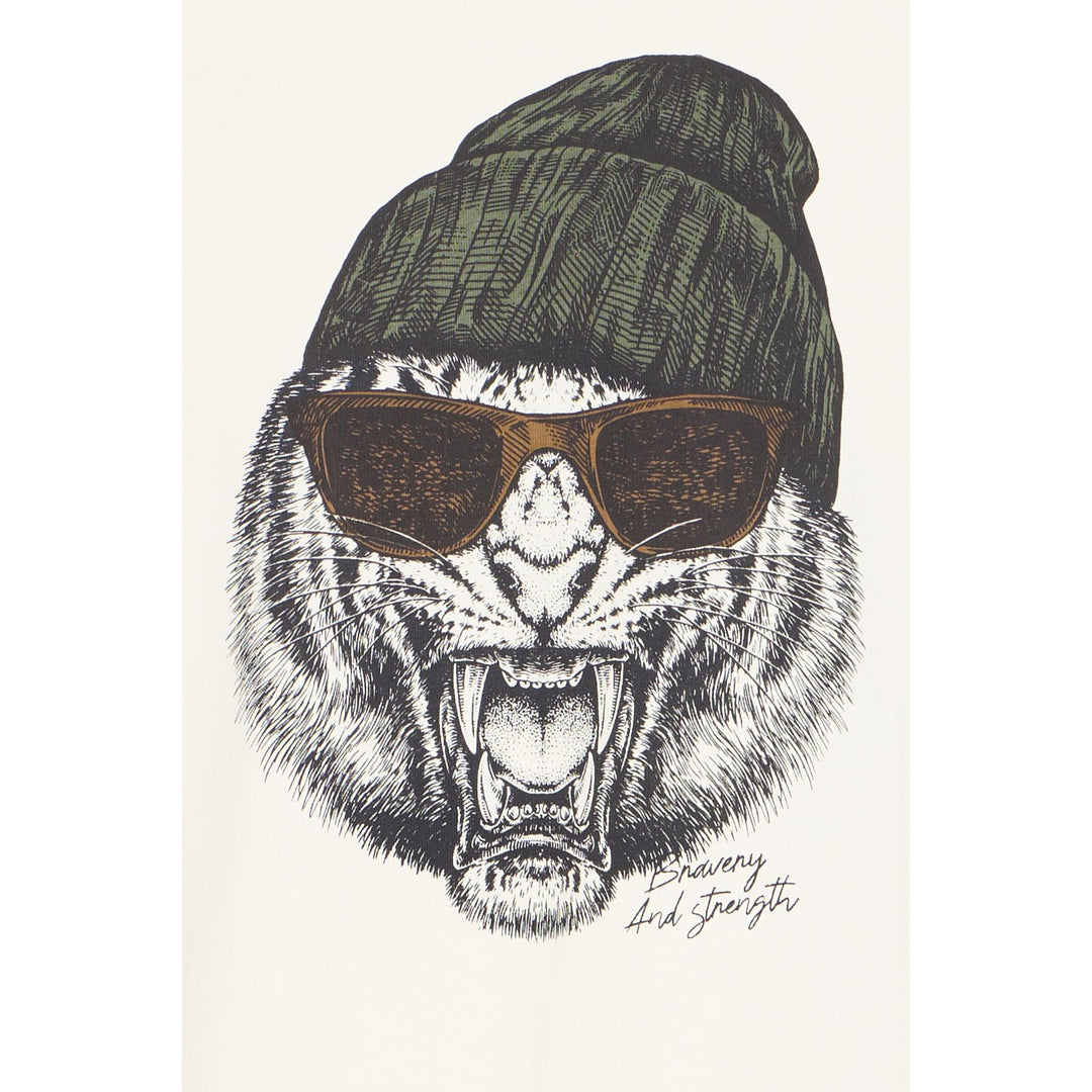 Vik Graphic Tee