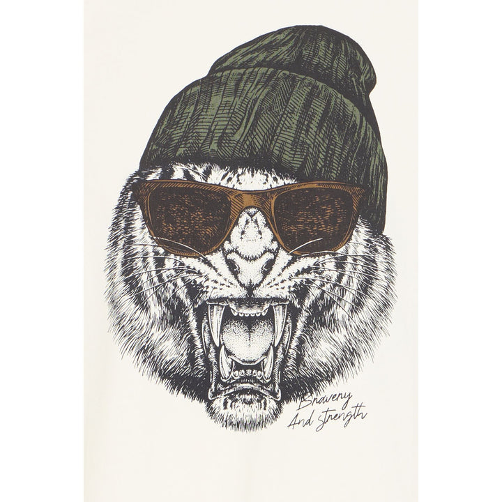 Vik Graphic Tee