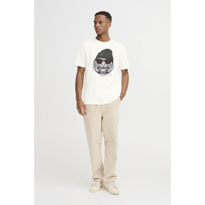 Vik Graphic Tee