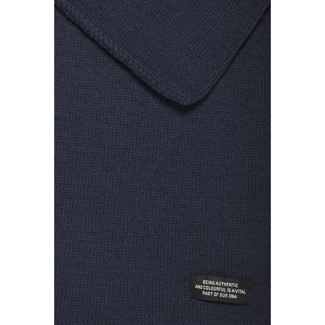 Basit Scarf