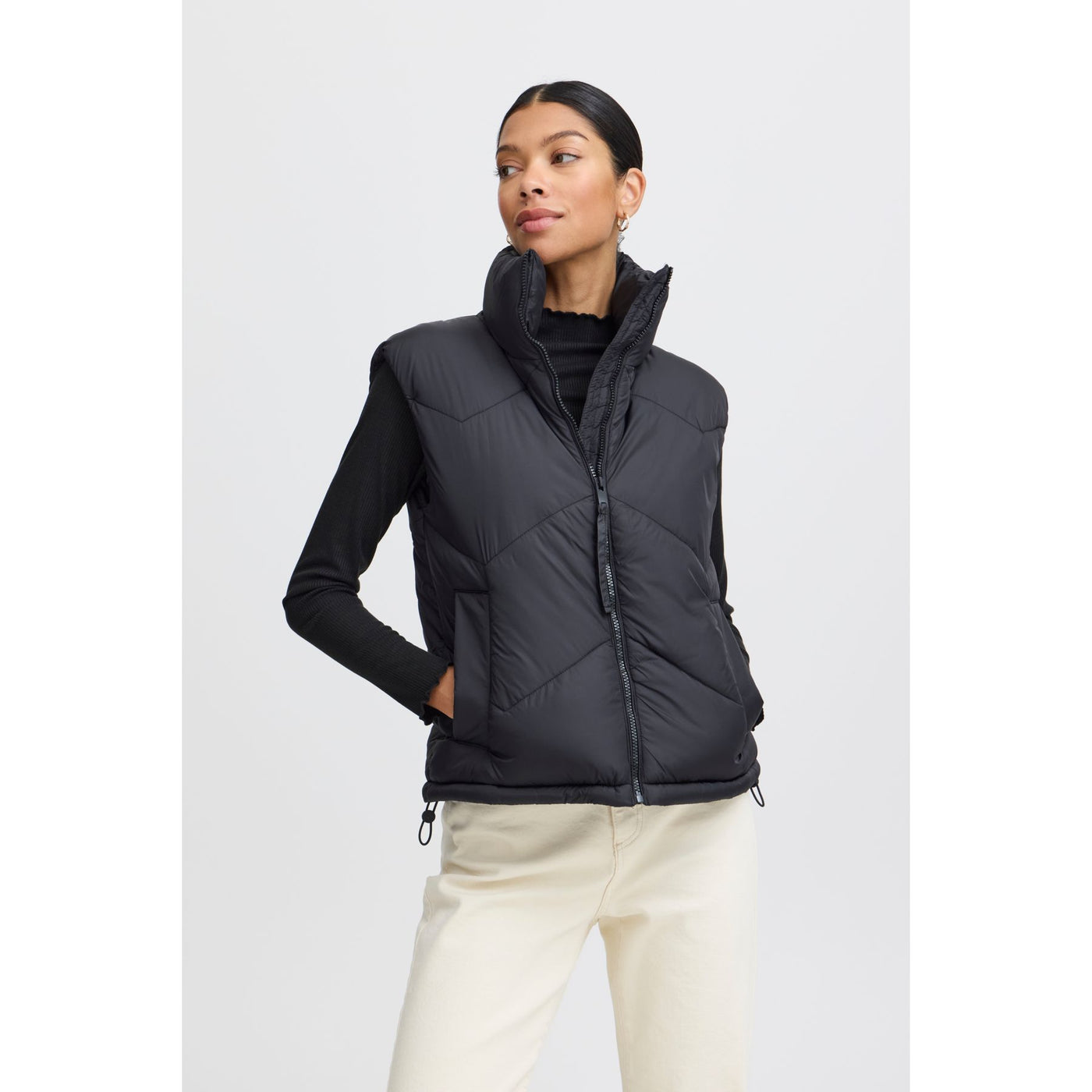 Bomina Short Vest