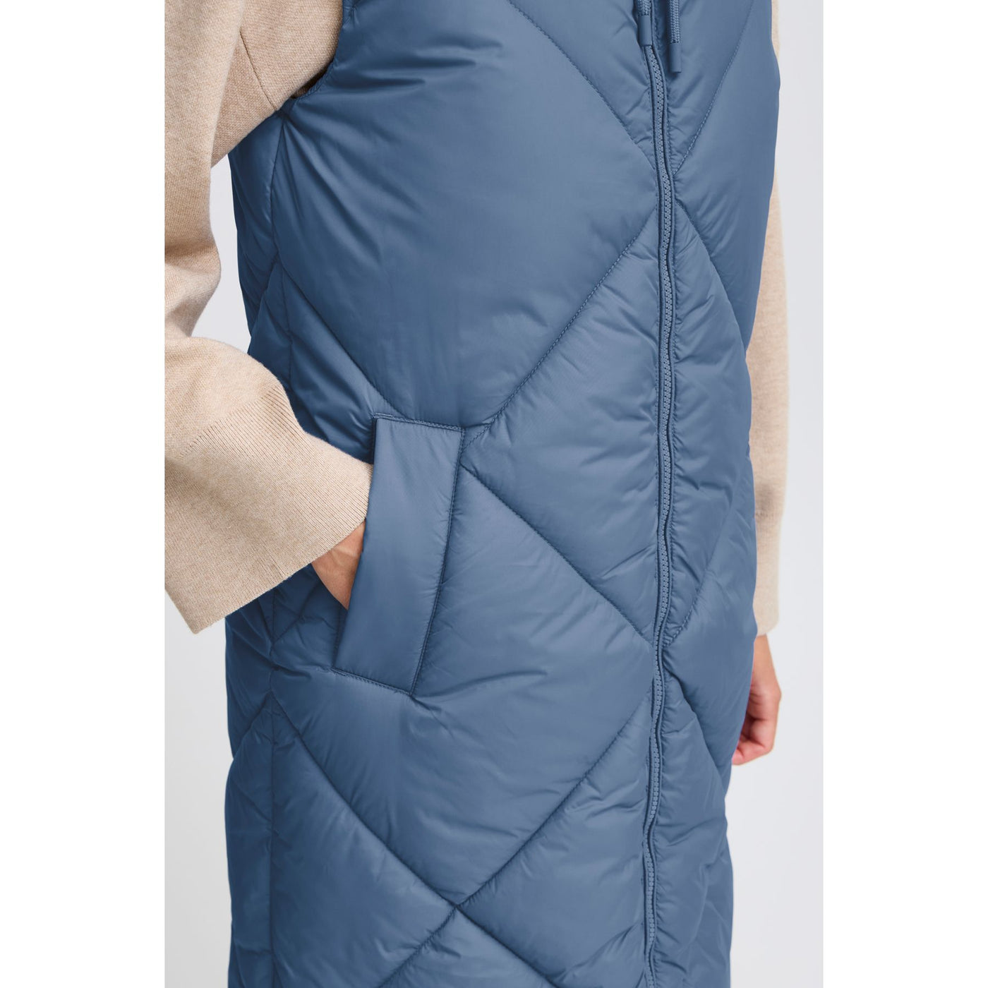 Bomina Long Vest