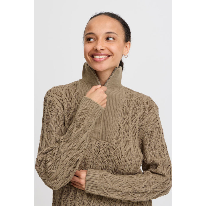 Pull zippé Otinka