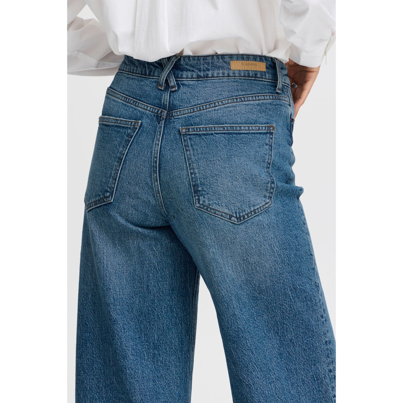 Kyra Wide Leg Jean