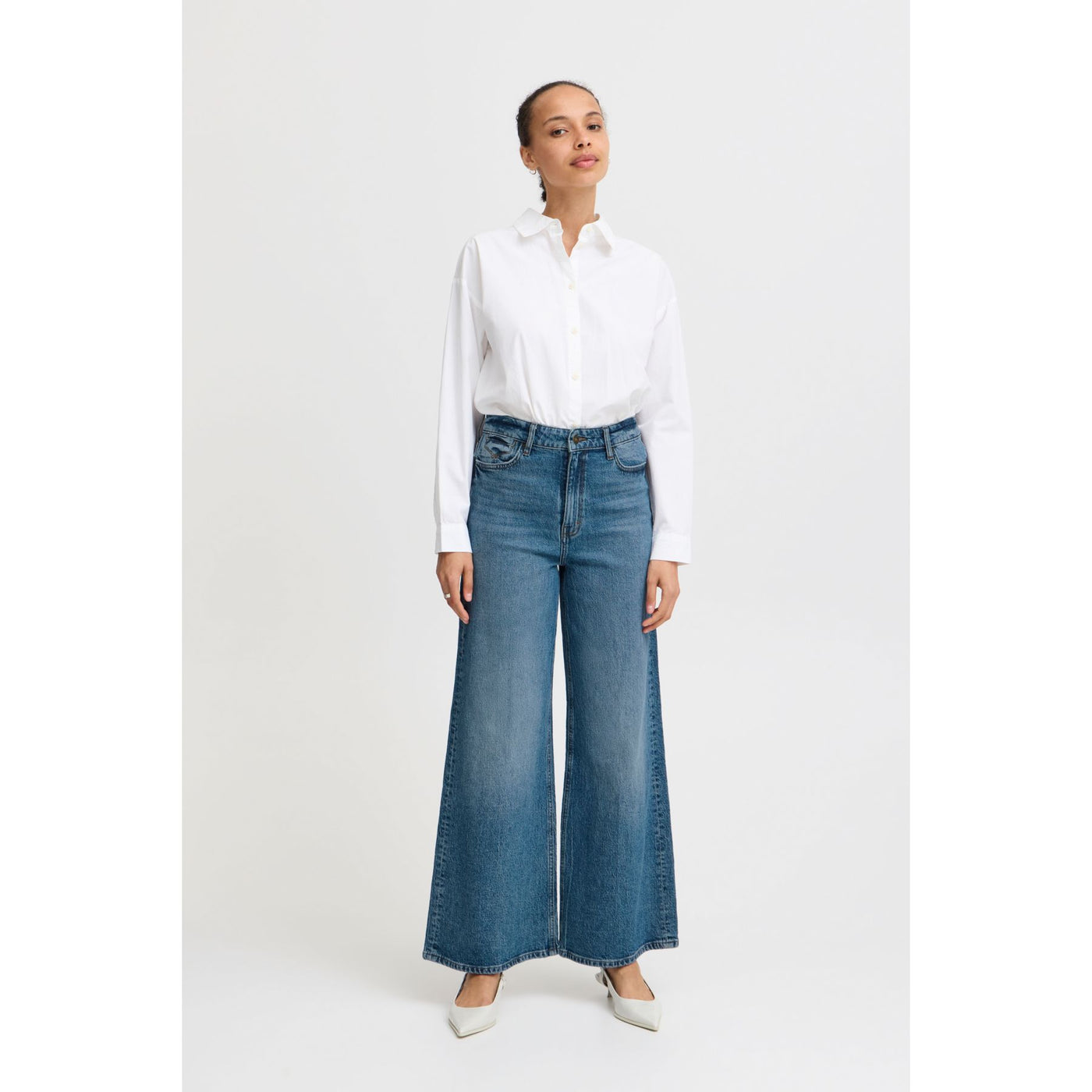 Kyra Wide Leg Jean