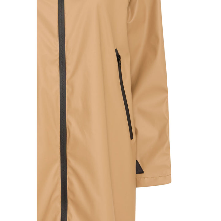Avan Rain Coat