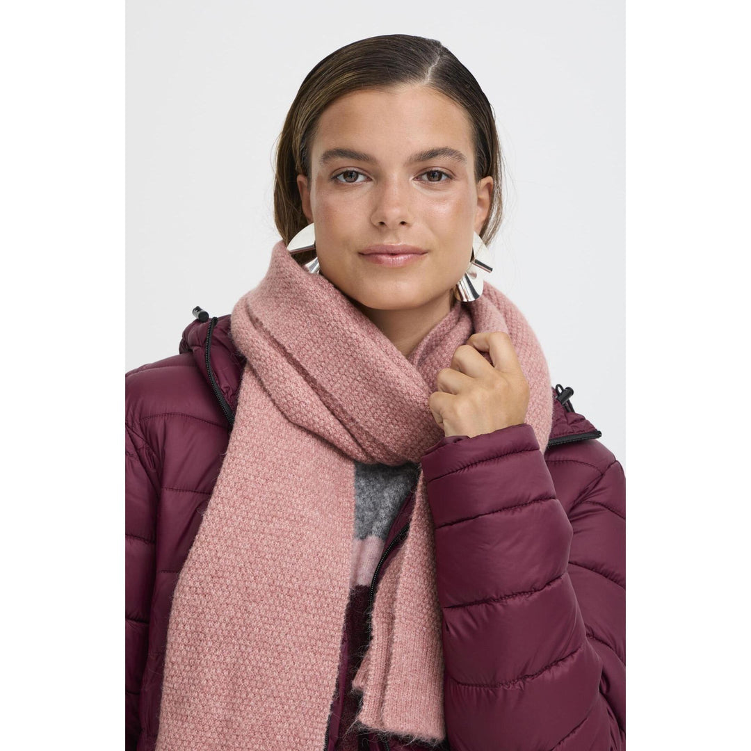 Vilko Scarf