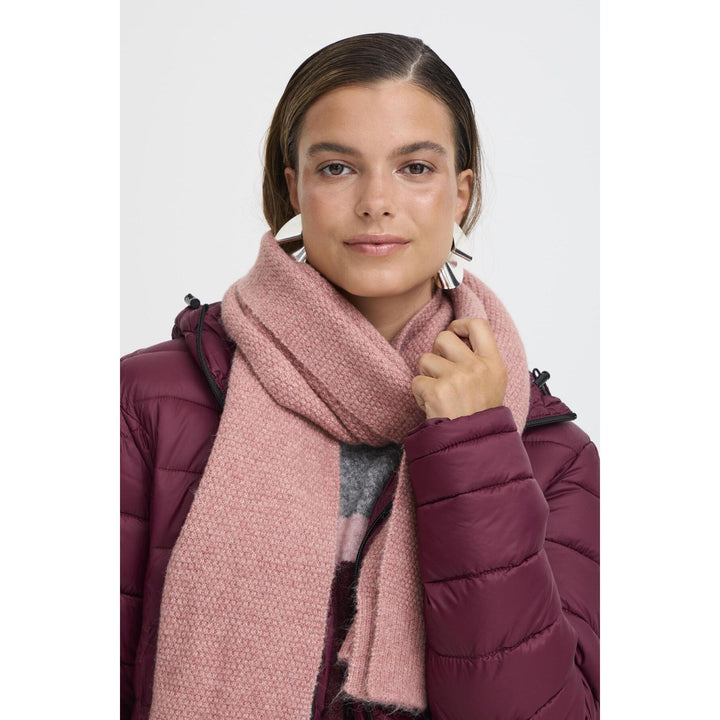Vilko Scarf