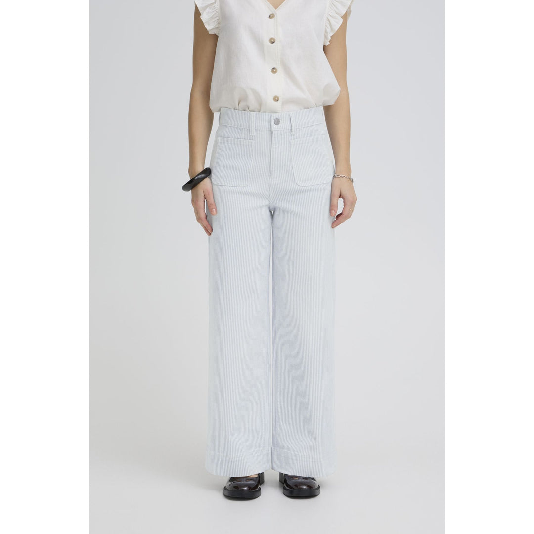 Kasion Wide Pocket Jean