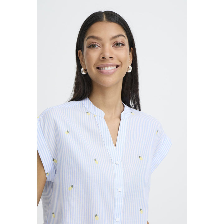 Isilas Shirt