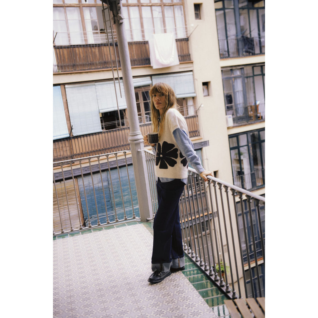 Omea V-Neck Slipover
