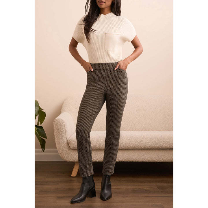 Bengaline Luxe Pull-On Ankle Pants With Back Leg Seam