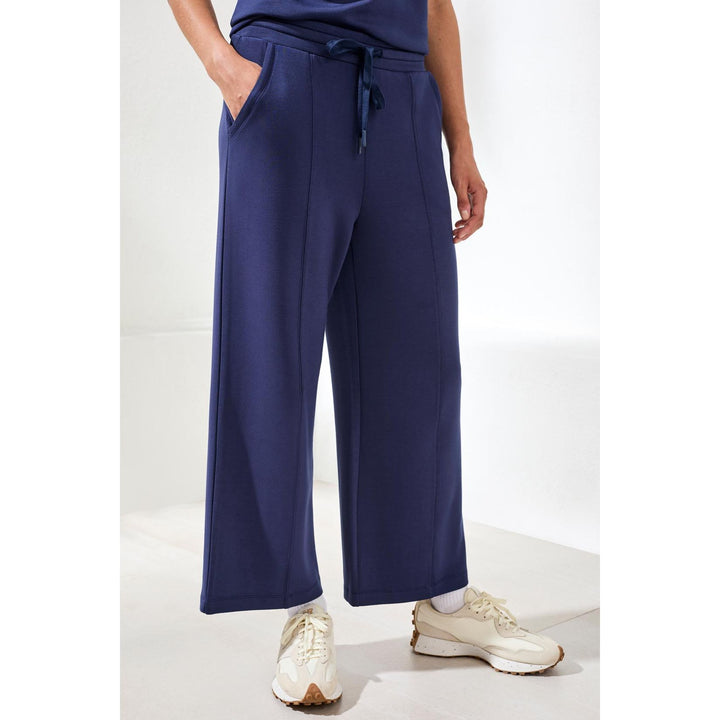 Techno Lux Pull-On Pant w/ Drawcord