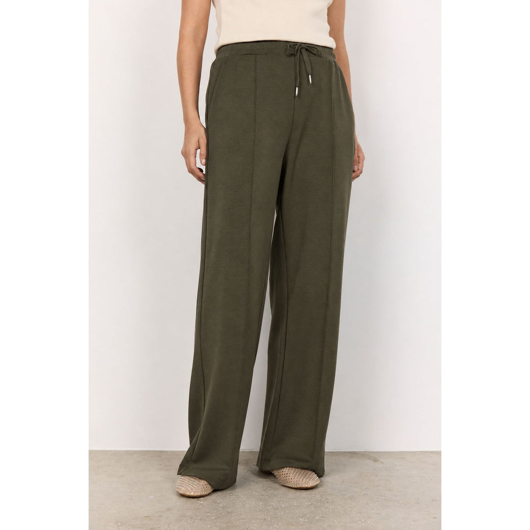 Banu Pintuck Pant