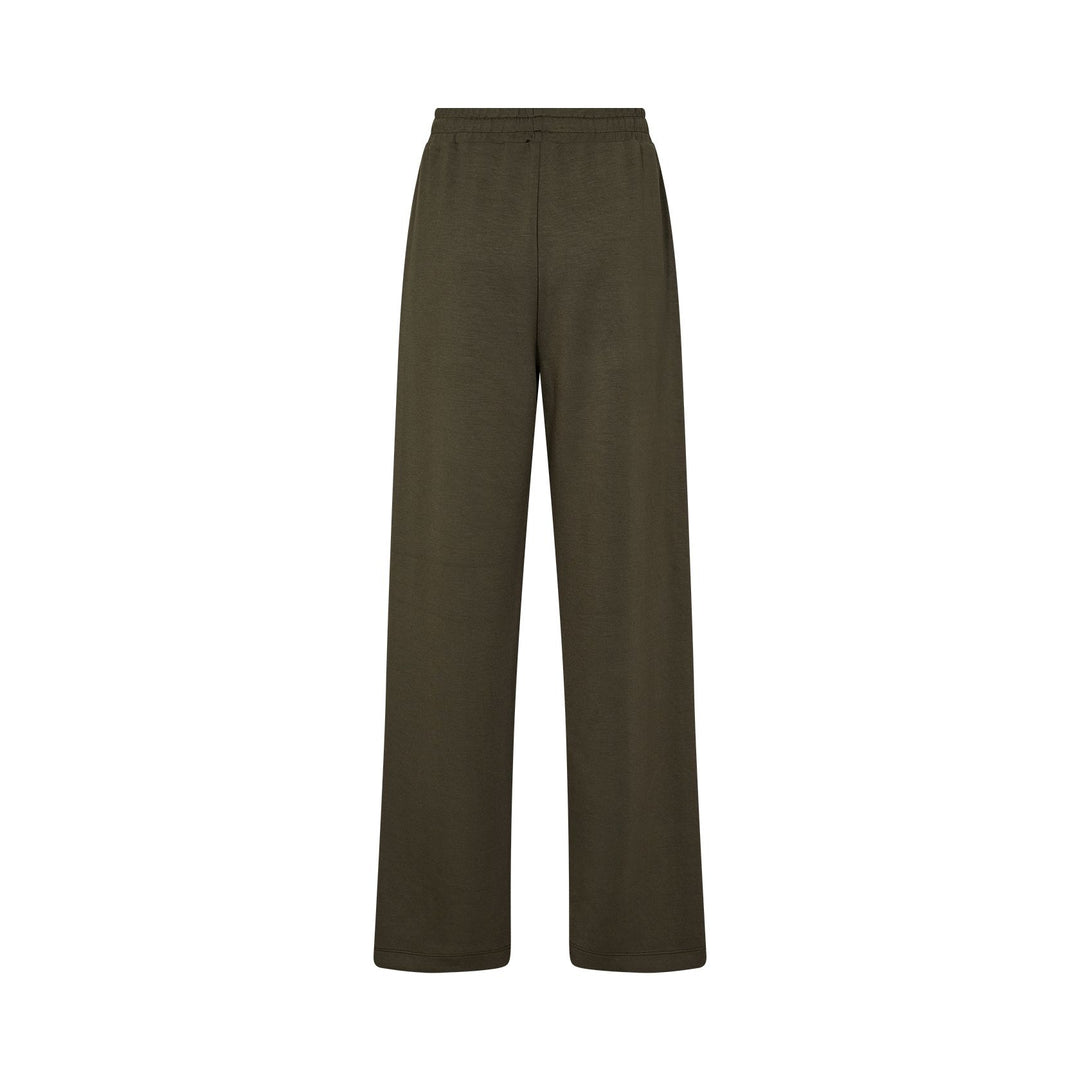 Banu Pintuck Pant