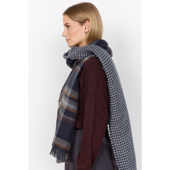 Hannan Scarf