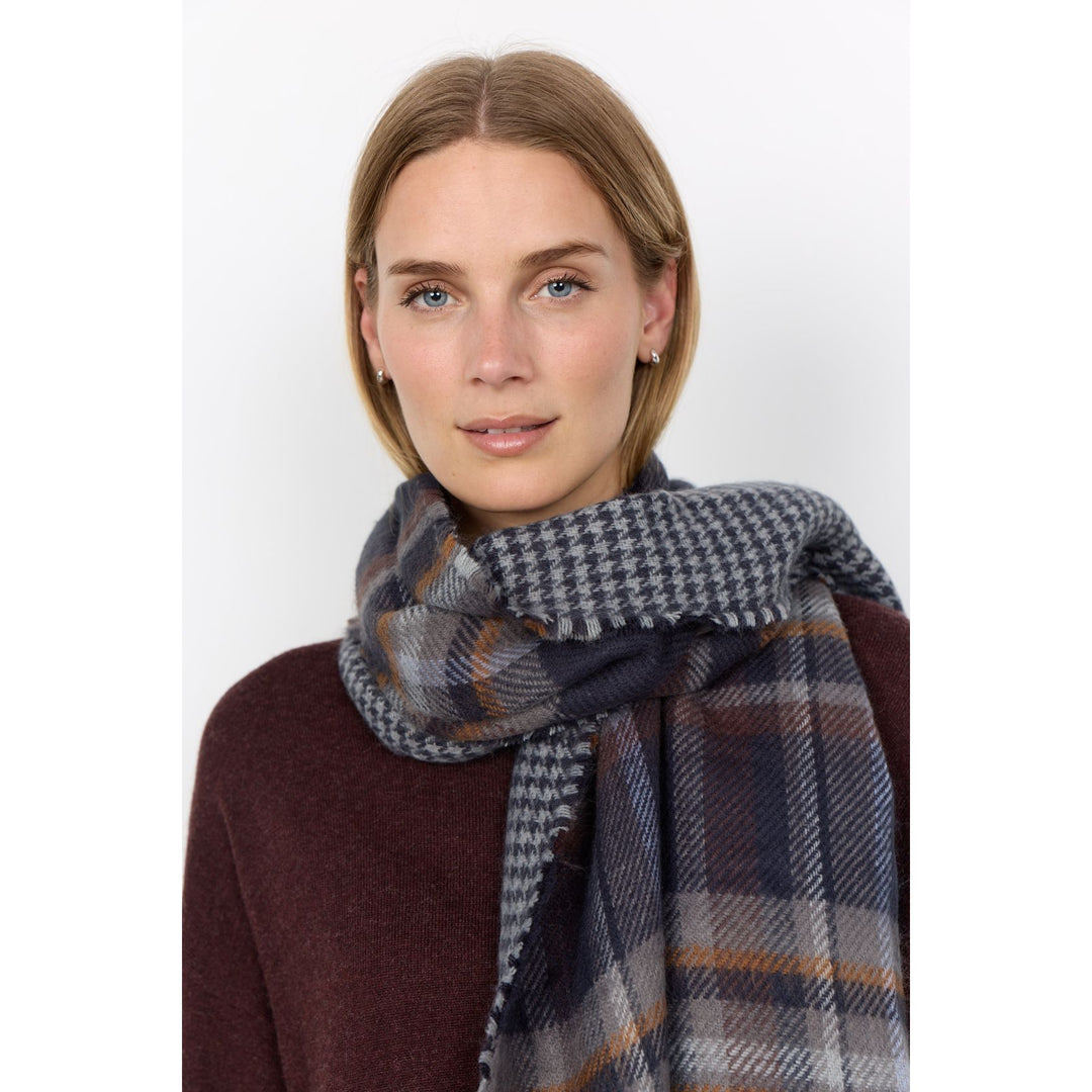 Hannan Scarf