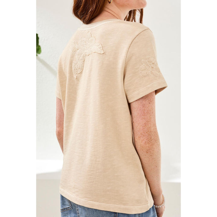 S/S Crew Neck Applique T-Shirt
