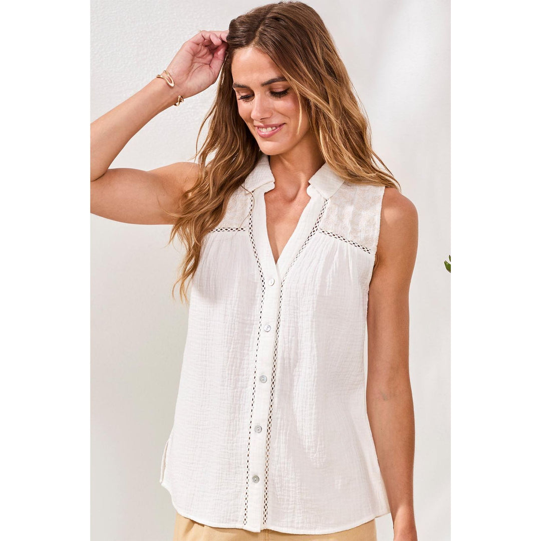 Crinkle Gauze Embroidered Lace Trim Sleeveless Blouse