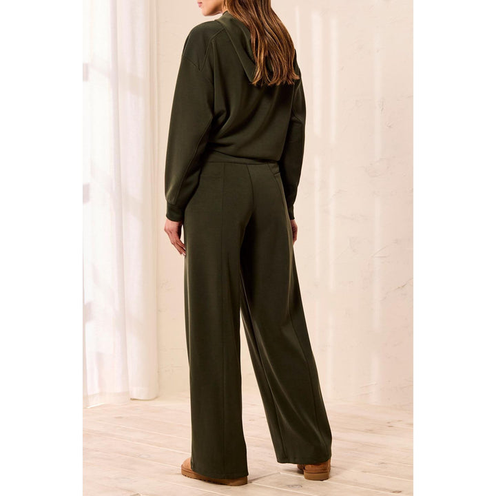 Wide Leg Pant w/ Pintucks &amp; Backpockets