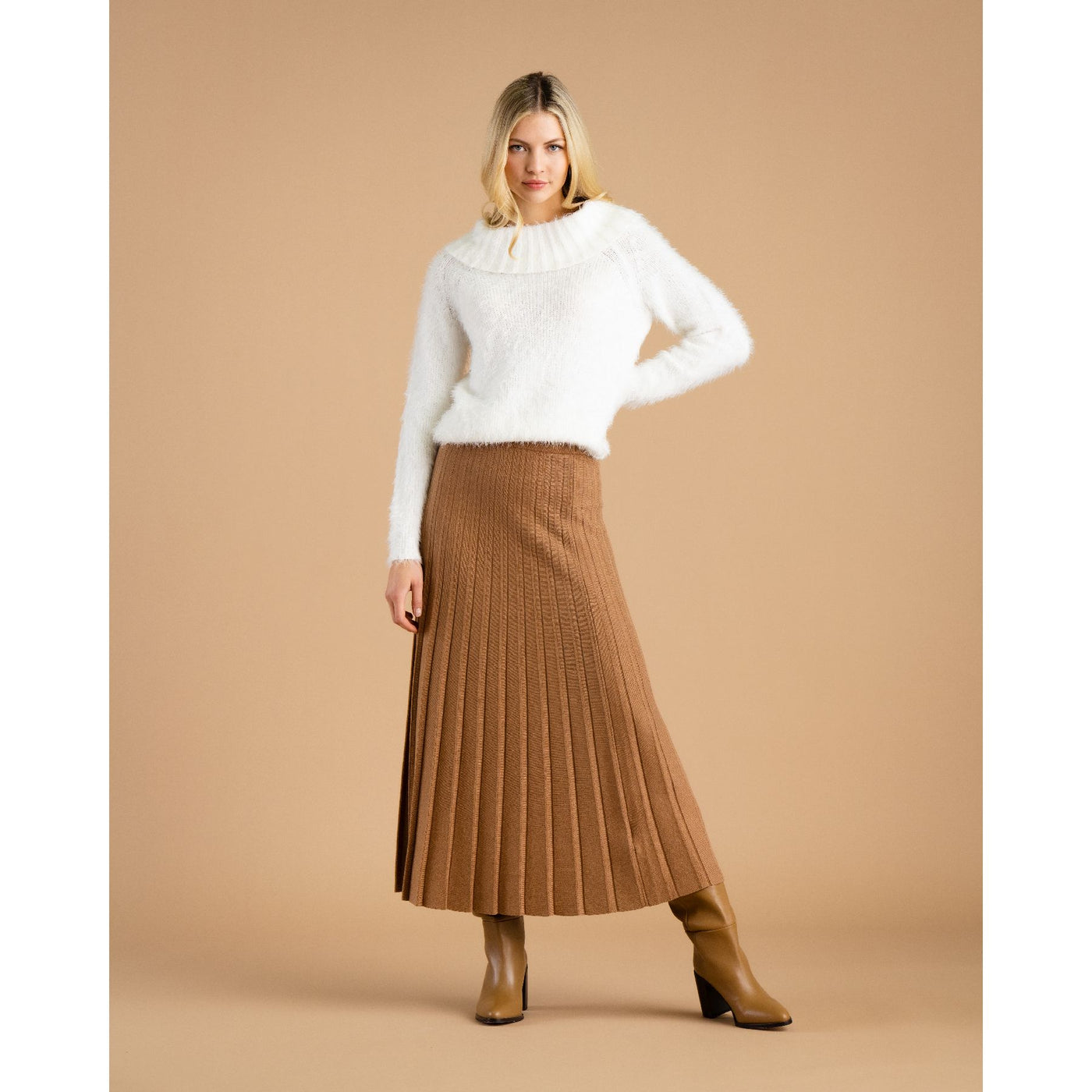 Aileas Sweater