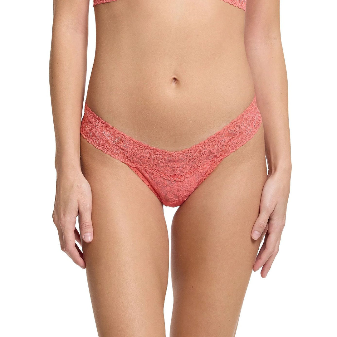 Signature Lace Low Rise Thong