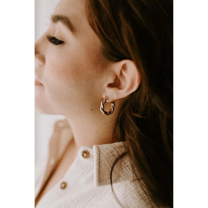 Twist Hoops