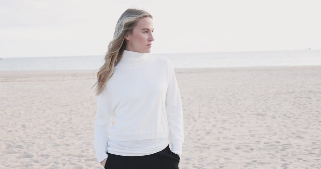 Gwyneth Sweater