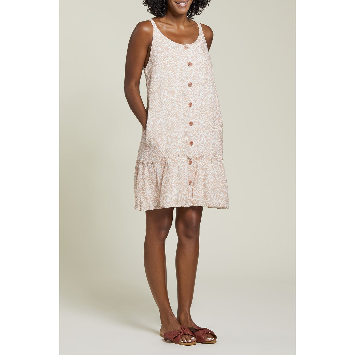 Robe sans manches avec patte de boutonnage