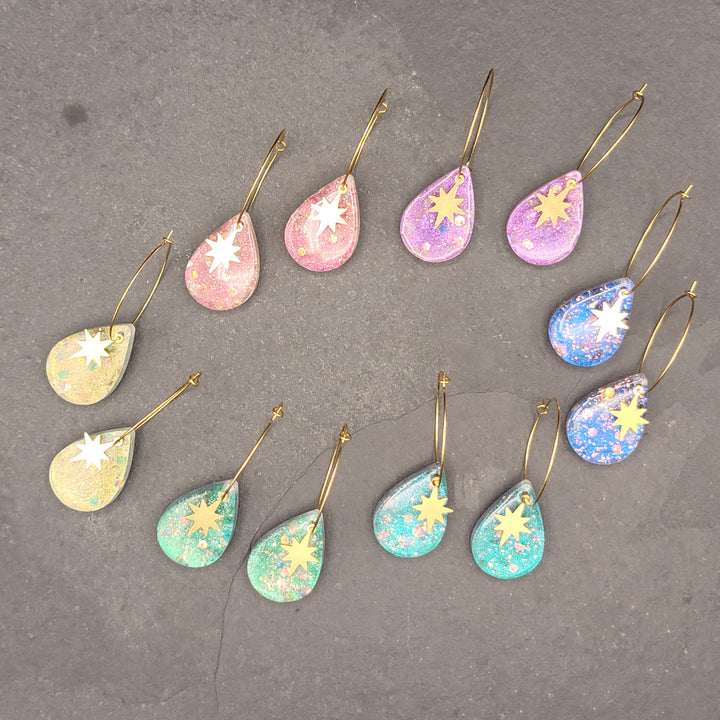 Boucles d'oreilles charmées