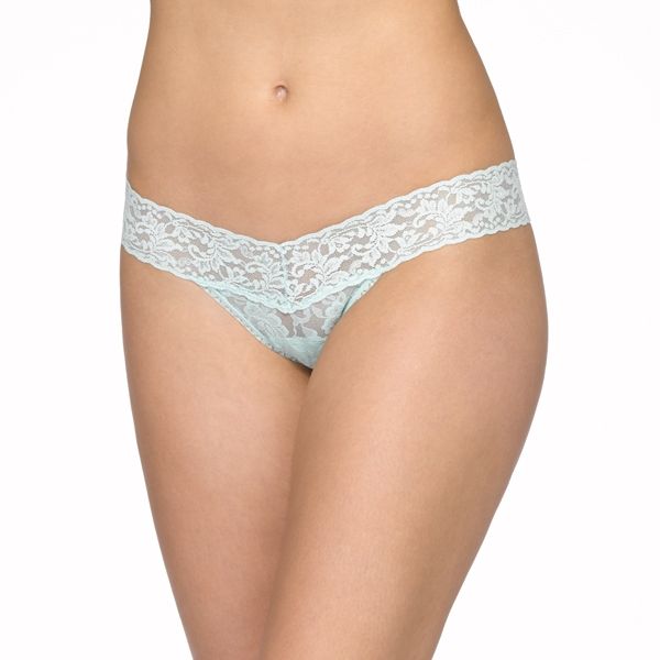 Signature Lace Low Rise Thong