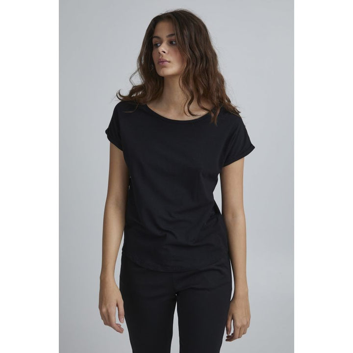 Basic Pamila Tee